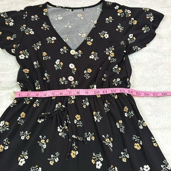 Black floral sun dress - Picture 3 of 5